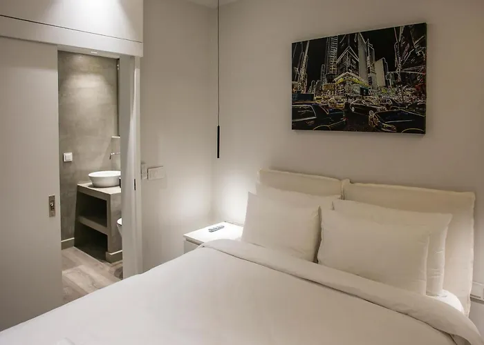 The Lux2 A Gorgeous Thessaloniki