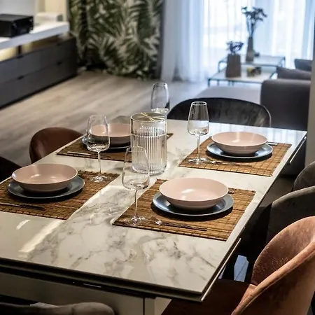 Апартаменты The Lux2 A Gorgeous